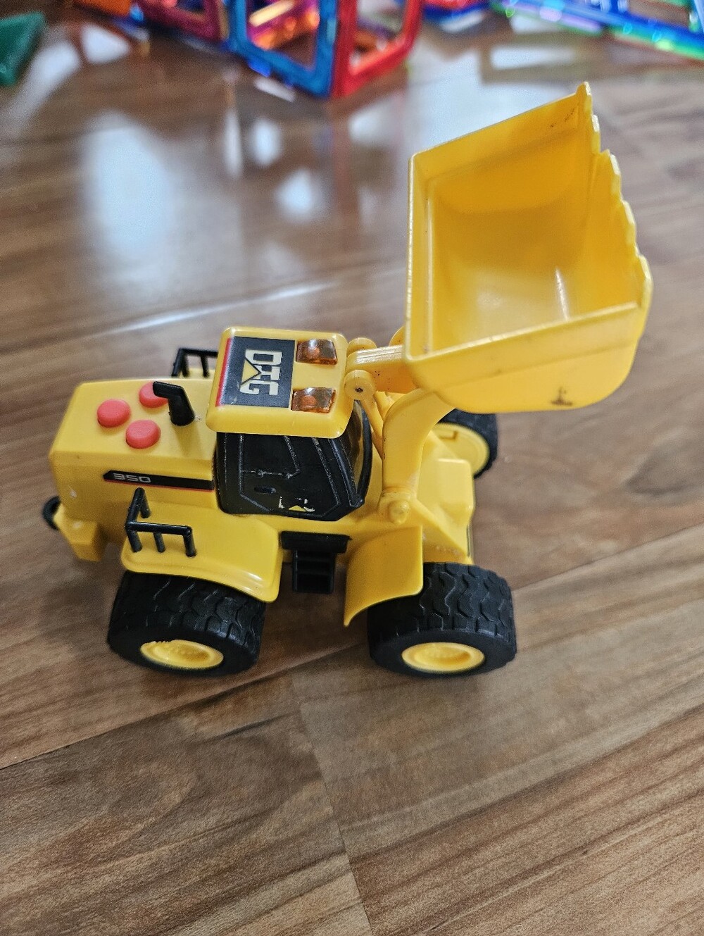 Yellow Kids Construction Loader Toy - Durable Play Vehicle